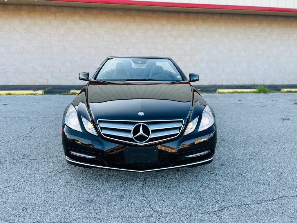Used 2013 MERCEDES-BENZ E-CLASS E350 at Zee's Auto Sales
