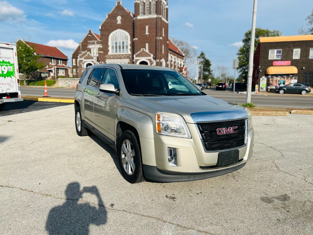 Used 2013 GMC TERRAIN SLE-1 at Zee's Auto Sales