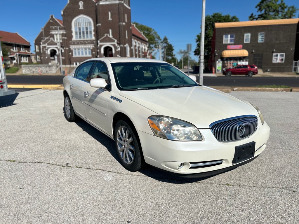 Used 2008 BUICK LUCERNE CXS at Zee's Auto Sales